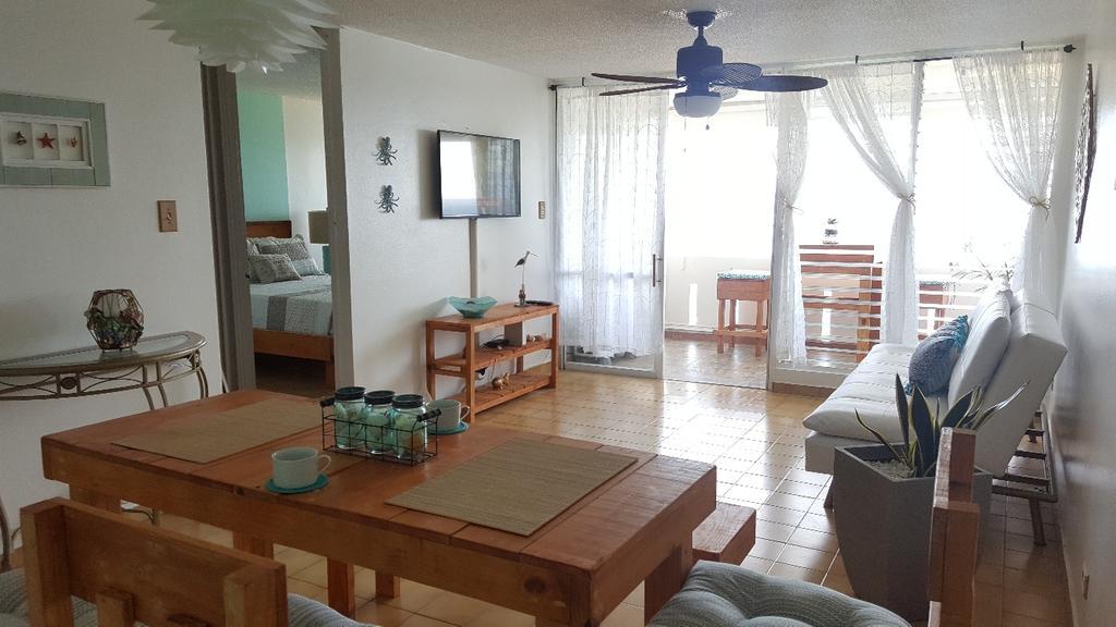 Beach Front Apartment In ルキリョ エクステリア 写真